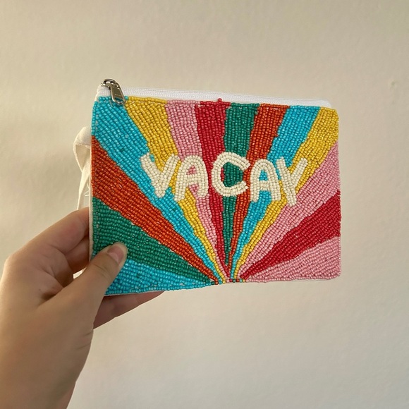Vacation Mode - Wristlet Bag Clutch Beaded Multicolor- NWT - Picture 1 of 9
